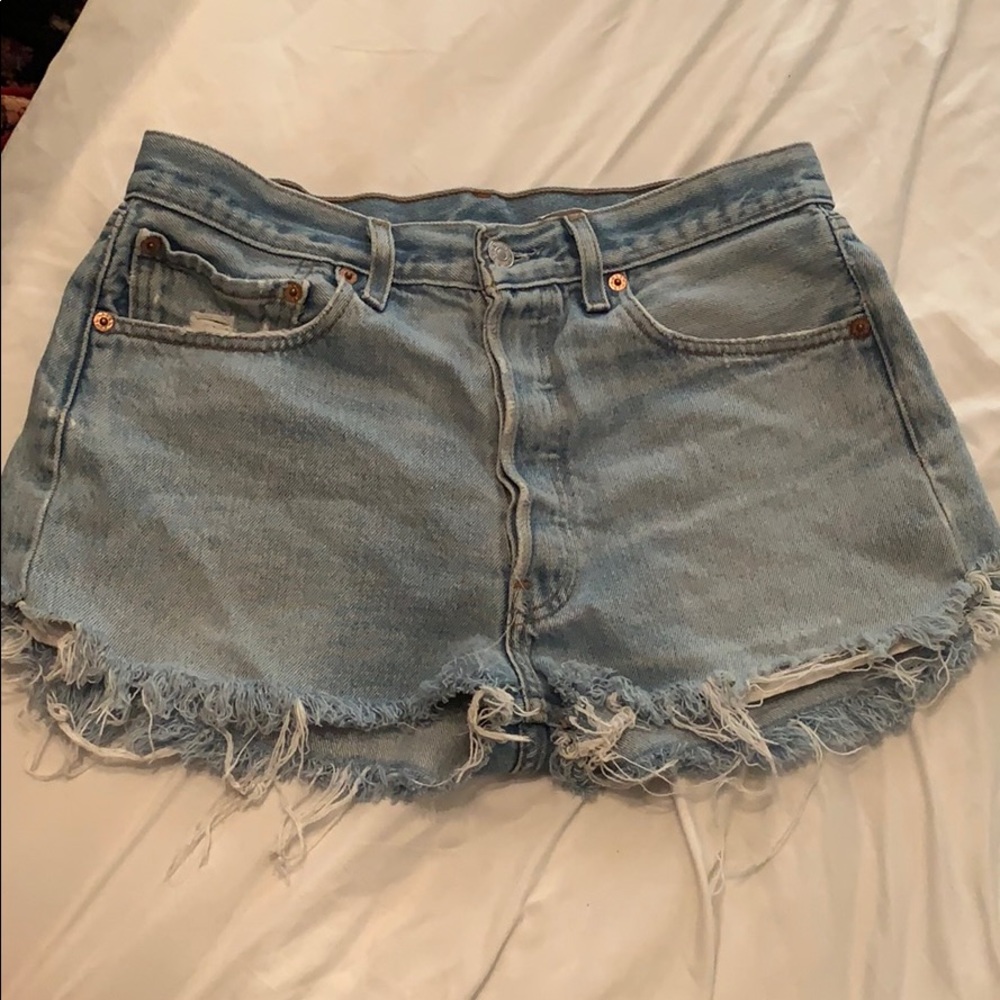 LEVI high waisted shorts